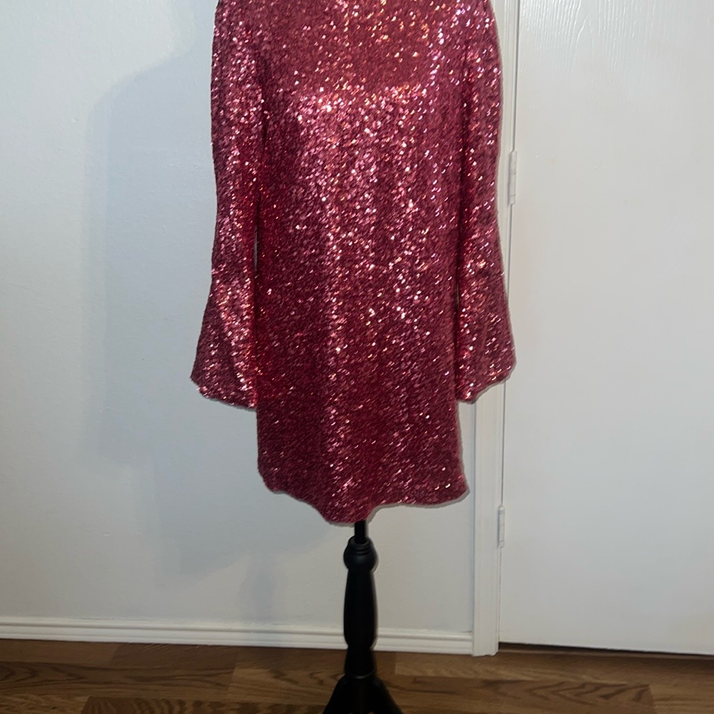 Jill Stuart Sparkling Pink Sequin Dress. Sz 6
